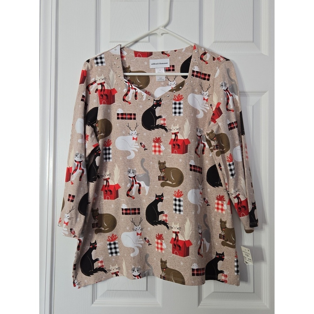 Alfred Dunner NWT Womans 3/4 Sleeve Blouse Has Cats & Studs. Size Small